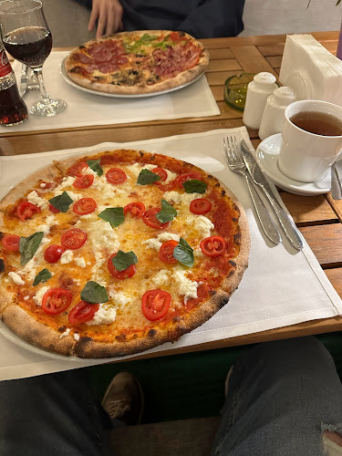 Comentarii opinii despre Latino