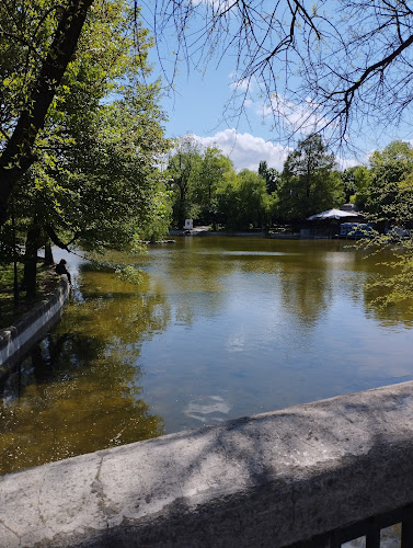 Opinii despre La Bibliotecă în București - Gastronomie și ospitalitate