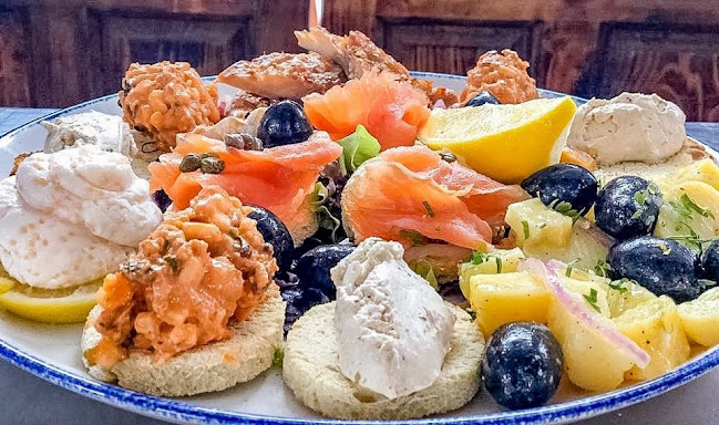 Opinii despre Blue Aqua în Iași - Gastronomie și ospitalitate