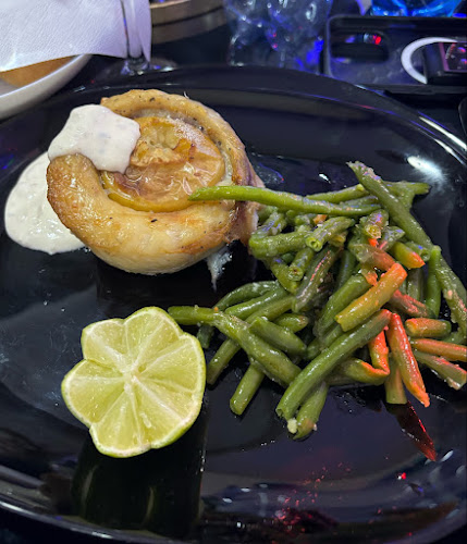 Opinii despre White House în Craiova - Gastronomie și ospitalitate