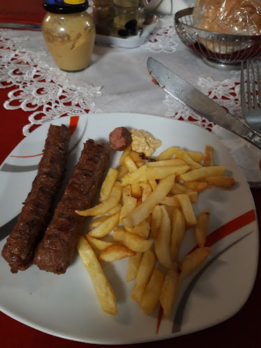 Opinii despre Restaurant Zona Verde în Lintești - Gastronomie și ospitalitate