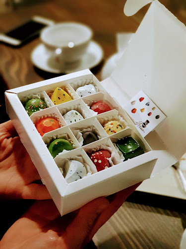 Comentarii opinii despre Bisou