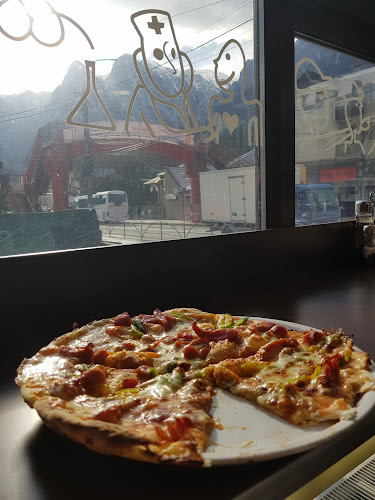 Opinii despre Restaurant Alpin în Bușteni - Gastronomie și ospitalitate