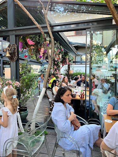 Comentarii opinii despre Roastelier domenii/ Burger show/ French bachery domenii