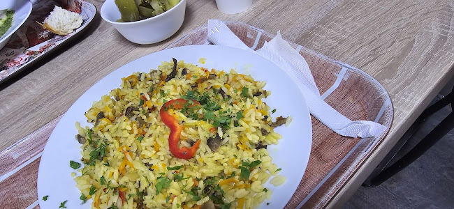 Opinii despre Restaurant Lacto-Vegetarian în Bistrița - Gastronomie și ospitalitate