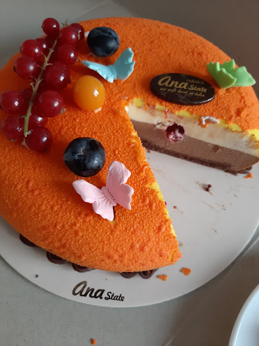 Cofetaria Mai Mult Decât Un Dulce by Ana State ( Veteranilor )