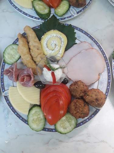 Opinii despre Casa Verde în Roșiori de Vede - Gastronomie și ospitalitate