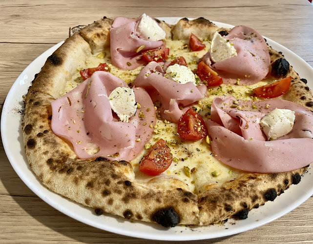 Pizza D'oro - Gastronomie și ospitalitate