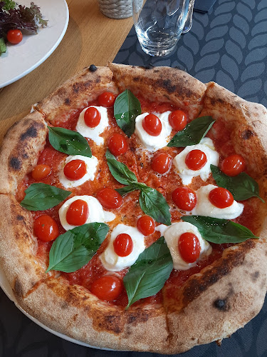 SARA Bistro Popa Petre - Gastronomie și ospitalitate