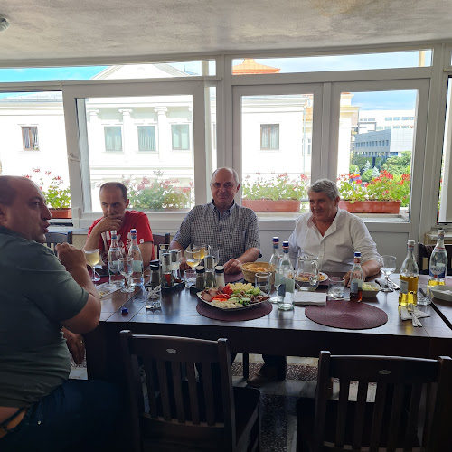 Opinii despre Restaurantul Belvedere în Râmnicu Vâlcea - Gastronomie și ospitalitate