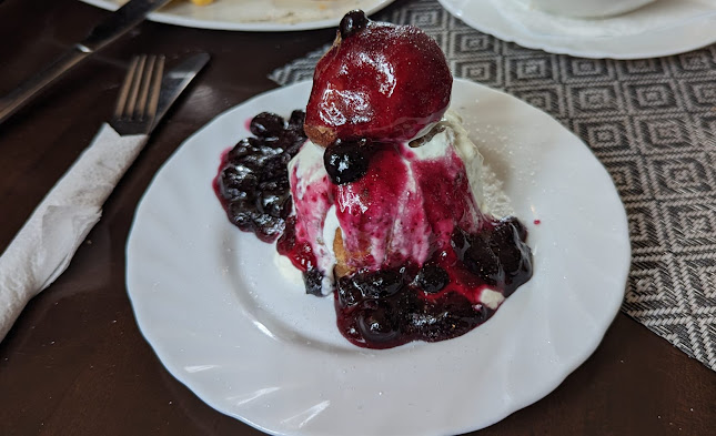 Restaurant Parc ''Șura lui Ilea'' - Curtea de Argeș