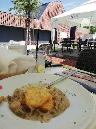 Strada Constantin Bursan 3, Hunedoara 331130