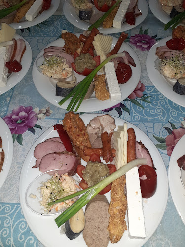 Opinii despre Restaurant Miorița Bacau în Bacău - Gastronomie și ospitalitate