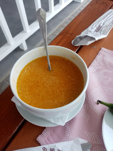 Opinii despre Candy Pensiune/Restaurant în Piatra Neamț - Gastronomie și ospitalitate