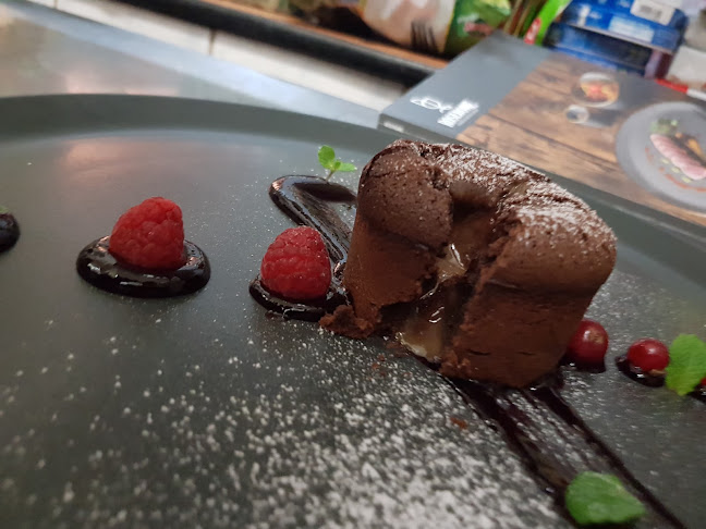 Restaurant Triumf - Gastronomie și ospitalitate