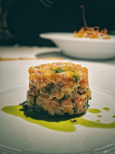 Restaurant Via - Gastronomie și ospitalitate