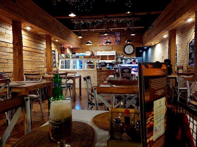 Comentarii opinii despre Country Bread Bistro