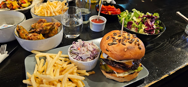 Paradisul Piraților