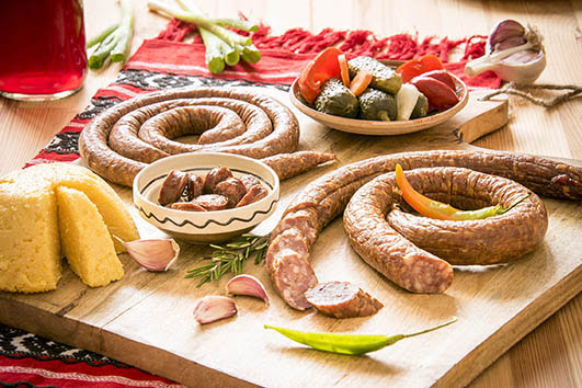 Opinii despre Produse Tradiționale de Carmangerie - I.F. Oancea în Tălmaciu - Gastronomie și ospitalitate