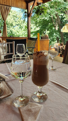 Opinii despre Casa Pustnicu în Brănești - Gastronomie și ospitalitate