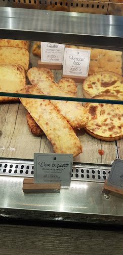 Opinii despre BRUTARIA BUJORENI -BRUTARIA CRISTALULUI în Bragadiru - Gastronomie și ospitalitate