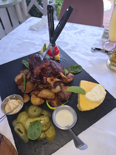 Restaurant Hanul lui Ureche - Popești