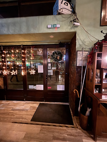 Cyrano - Gastronomie și ospitalitate