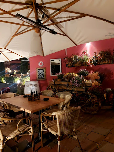 Comentarii opinii despre Country Bread Bistro