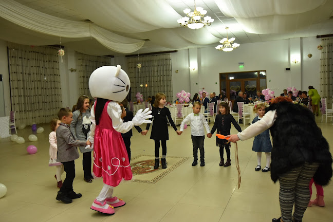 Comentarii opinii despre Curtea Boierească