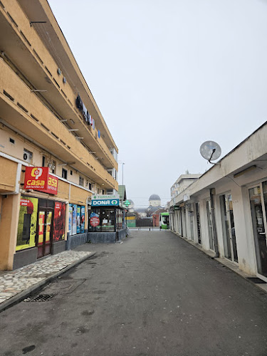 Opinii despre Piața Tractorul în Brașov - Gastronomie și ospitalitate