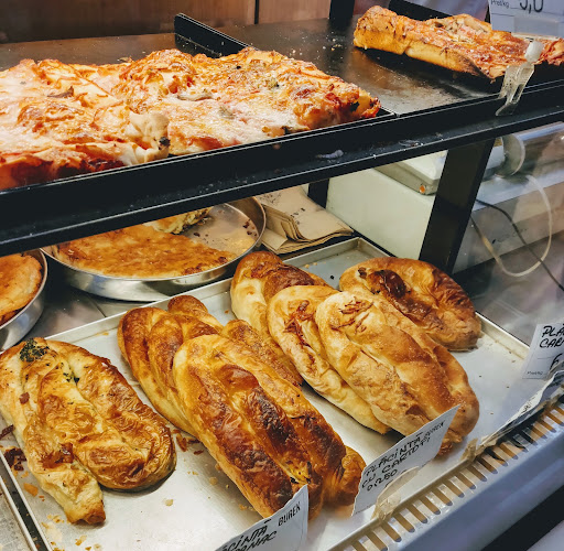 Opinii despre Burek - Brutarie Patiserie în Galați - Gastronomie și ospitalitate