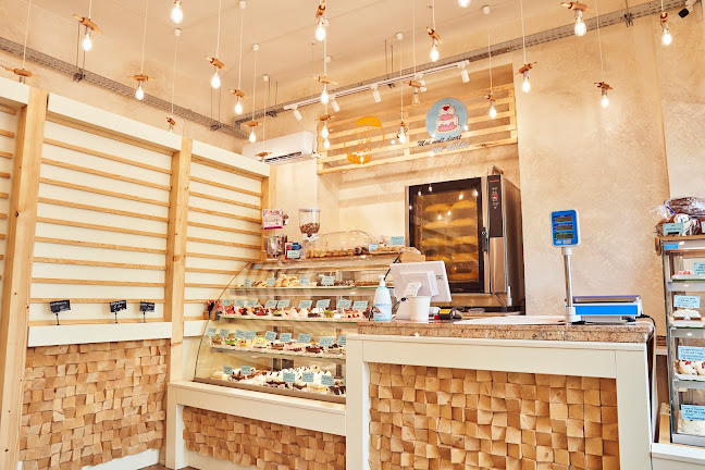 Cofetaria Mai Mult Decât Un Dulce by Ana State ( Veteranilor ) - Gastronomie și ospitalitate