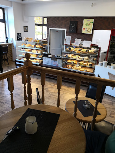 Calea Hinovei.79 DN56A Calea Hinovei 79, Șimian 227445