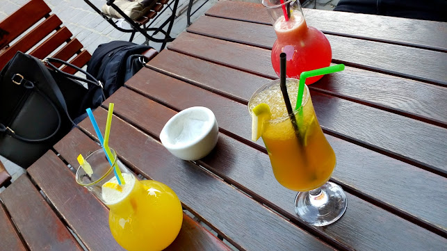 Viva la Vida Bistro-Hostel