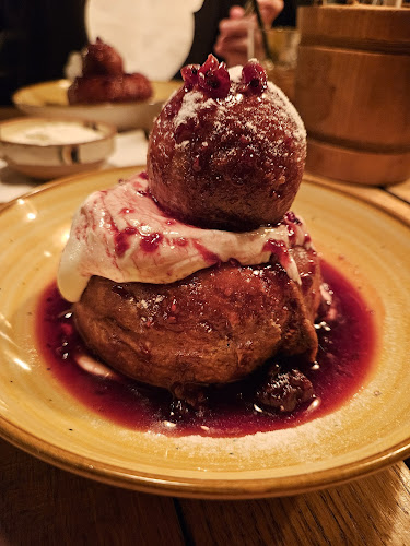 La Ceaun - Piata Sfatului