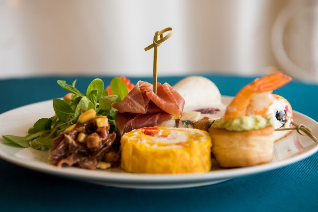 Opinii despre In Bucate Catering Services în București - Gastronomie și ospitalitate