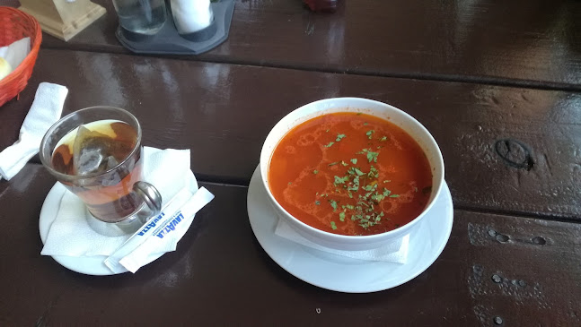 Hanul București - Gastronomie și ospitalitate