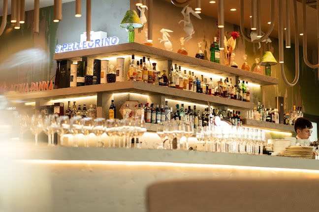 Veranda - Gastronomie și ospitalitate