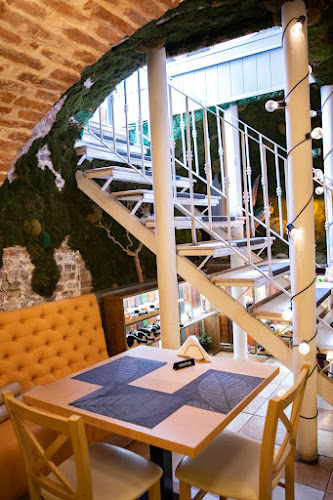 Restaurant Urban King - Gastronomie și ospitalitate