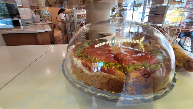 Strada Locotenent Aviator Radu Beller nr. 6-8, București 011703