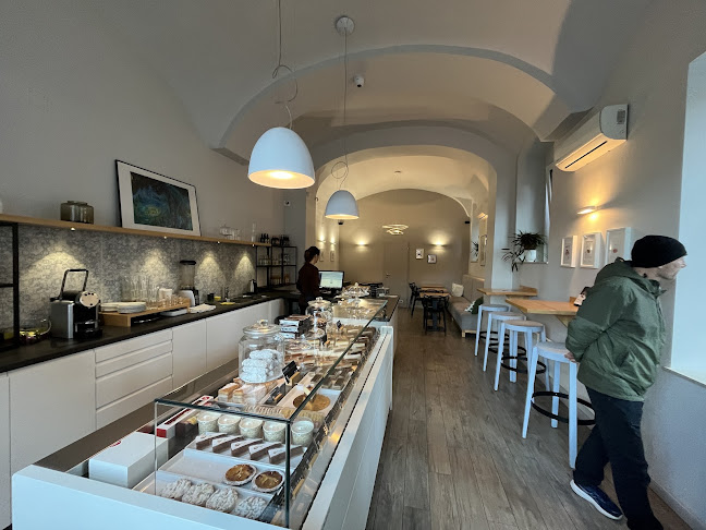 Lolita Desserts - Gastronomie și ospitalitate