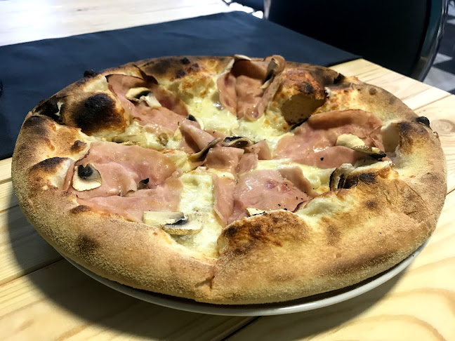 Center - Gastronomie și ospitalitate