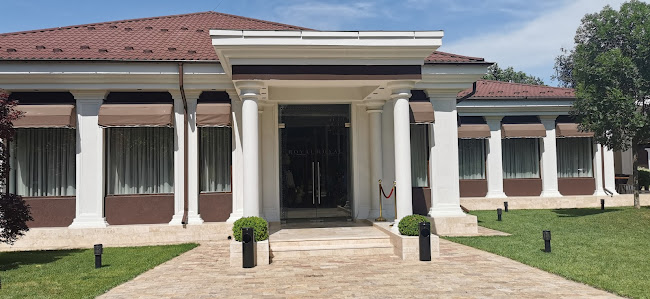 Royal - Gastronomie și ospitalitate