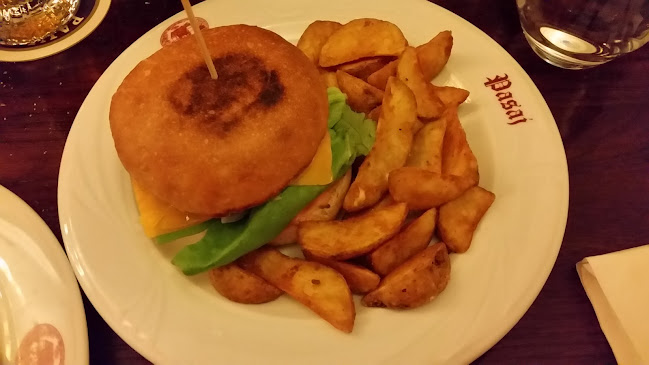 Pasaj - Gastronomie și ospitalitate