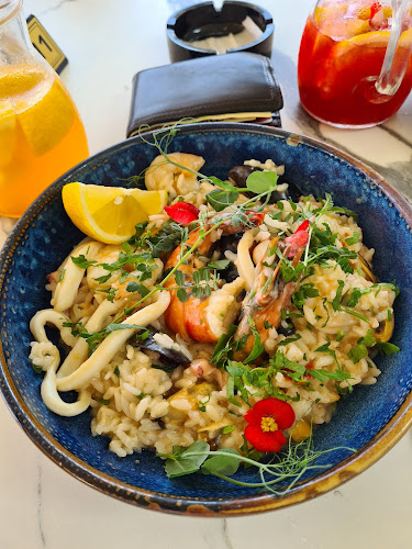 Restaurant Reyna - Gastronomie și ospitalitate