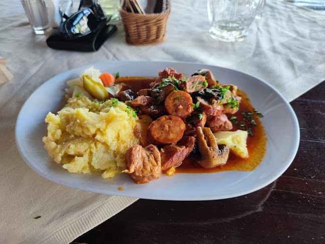 Opinii despre Terasa Cetate Mamaia în Constanța - Gastronomie și ospitalitate