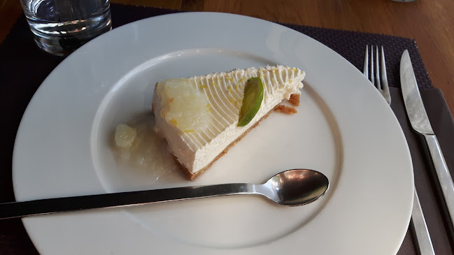 Opinii despre Noir Restaurant în Piatra Neamț - Gastronomie și ospitalitate