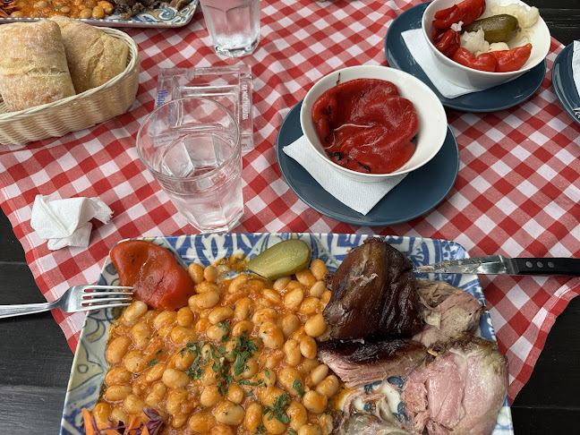 Opinii despre Restaurant Hanul cu Noroc Oradea în Oradea - Gastronomie și ospitalitate