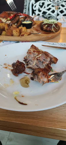 Opinii despre Garden Restaurant în Buzău - Gastronomie și ospitalitate