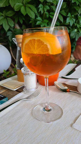 Opinii despre Restaurant Via în Cluj-Napoca - Gastronomie și ospitalitate